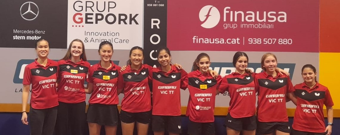 Equips estatals GIRBAU VIC TT T2022-23 (SUF-DHF-PDF) Noa Muñoz, Sílvia Coll, Sofia Zhang, Tamolwan Khetkhuan, Camila Moscoso, Irina Gimeno, Laura Torrents, Martina González i Maika Sagrera.